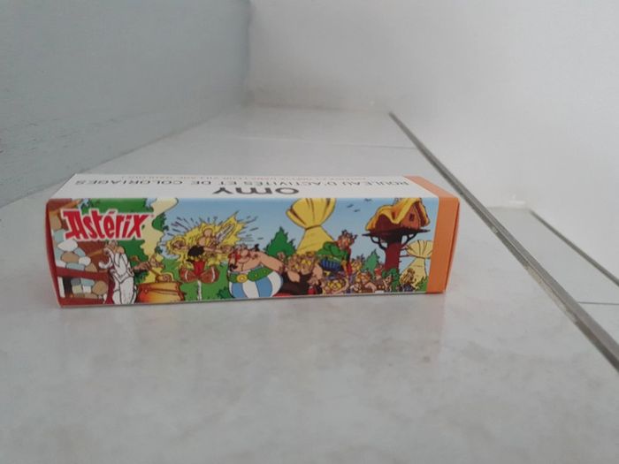 Rouleau d'activités et de coloriages Astérix Neuf LY - photo numéro 2