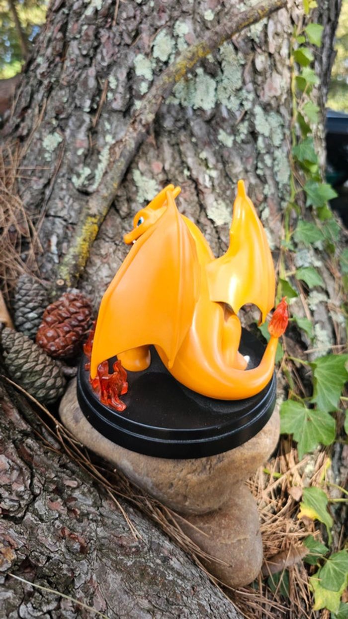 Super magnifique figurine Pokemon Nintendo Dracaufeu - photo numéro 8