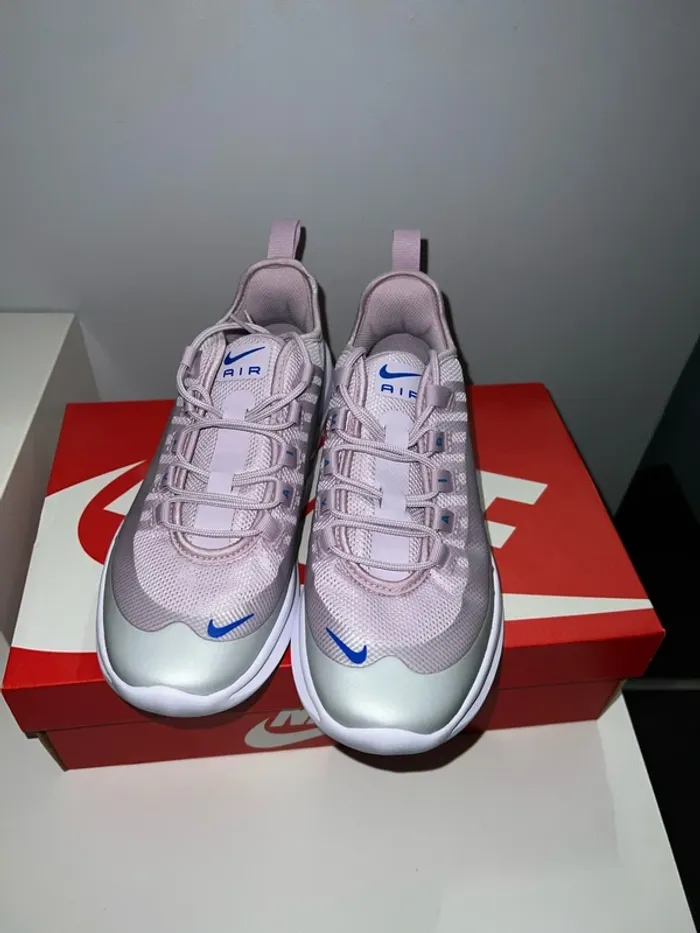 Basket Nike Air Max taille 38.5 femme - photo numéro 7