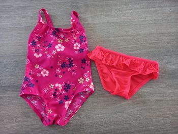 Maillot de bain bébé fille 