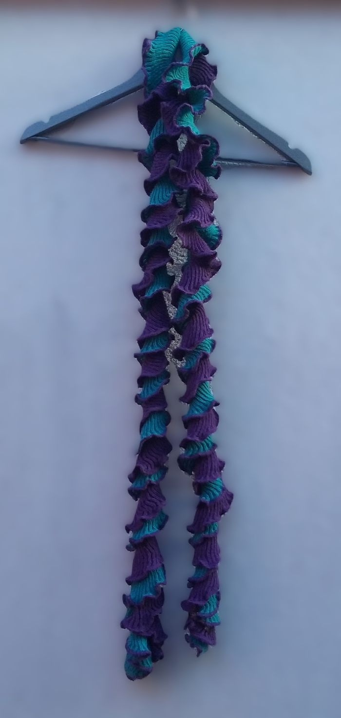 écharpe tourbillonnante - photo numéro 3