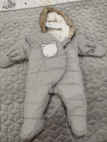 Combinaison d'hiver pour bébé