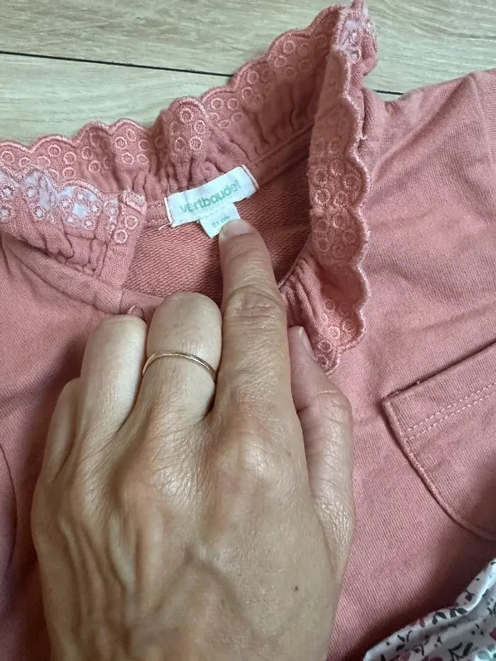 Ensemble robe salopette + blouse + gilet - photo numéro 4