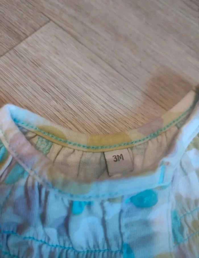 Magnifique tunique a pois 3 mois - photo numéro 3