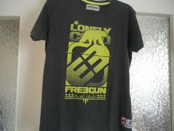 TEE SHIRT