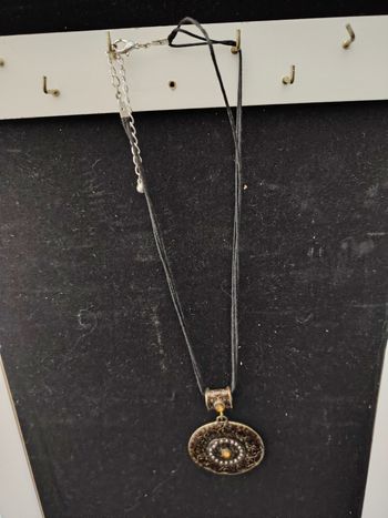 Collier fantaisie