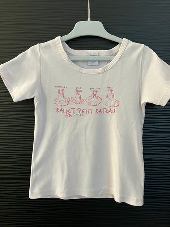 2 Maillots de corps Petit bateau 5 ans