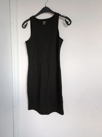 Robe tailleur Kiabi moulante Taille S courte manche courte  – Viscose & Polyester – Très bon état