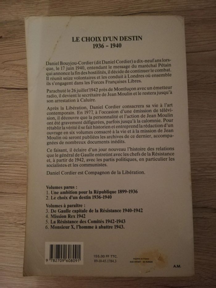 Livre "l'inconnu du panthéon" tome 2 - photo numéro 2