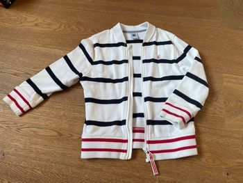 Gilet Petit Bateau, taille 5ans