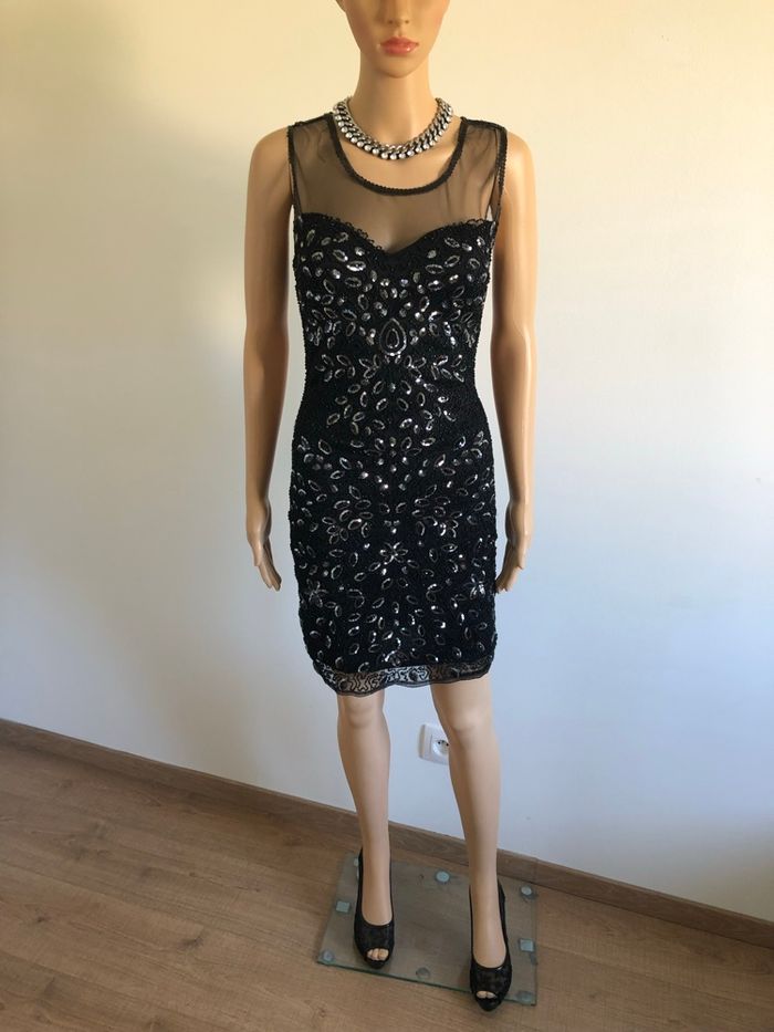 Robe noire et argentée neuve avec sequins Realty taille S (valeur 45€) - photo numéro 3