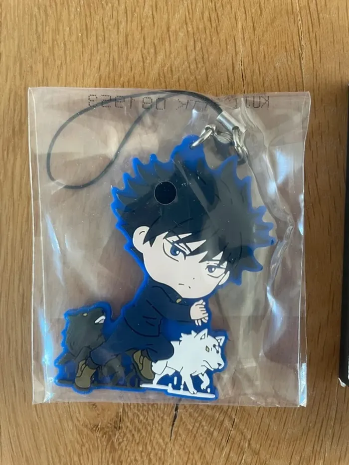 Jujutsu Kaisen – Porte-clés caoutchouc Fushiguro Megumi & Gyokuken Ichiban Kuji 7 cm - photo numéro 2