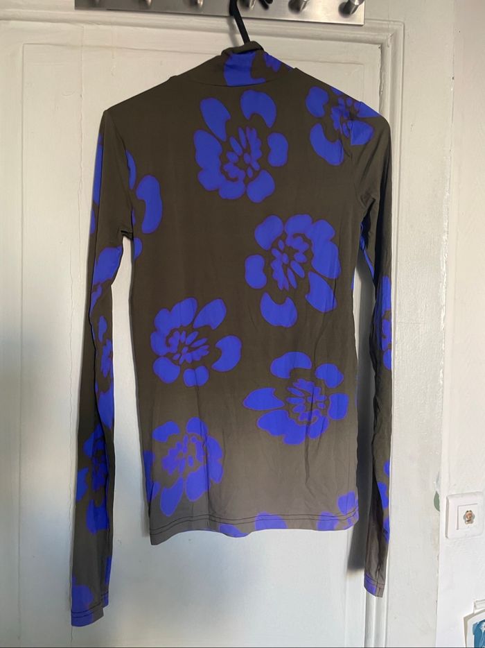 Haut col roulé marron et bleu Nina Ricci - photo numéro 6