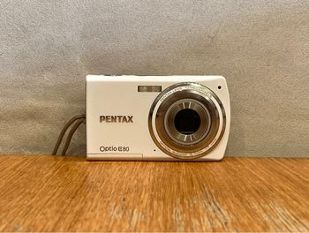 Pentax optio E 80 blanc appareil photo + vidéo