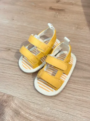 Sandales bébé