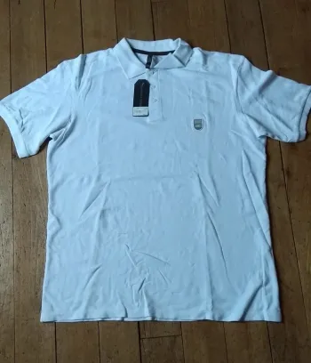 Polo Umbro blanc neuf taille XL