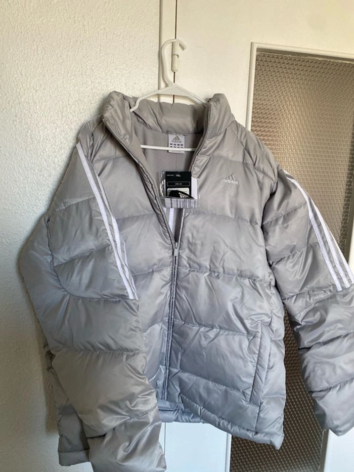 Manteau doudoune adidas taille L - photo numéro 2