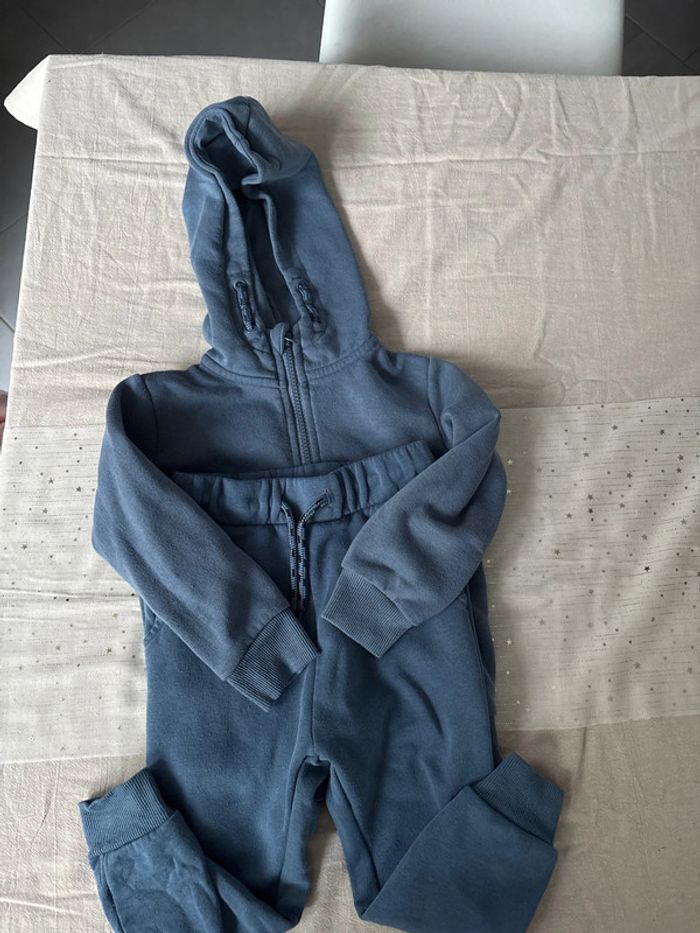 Ensemble sweat + jogging bleu