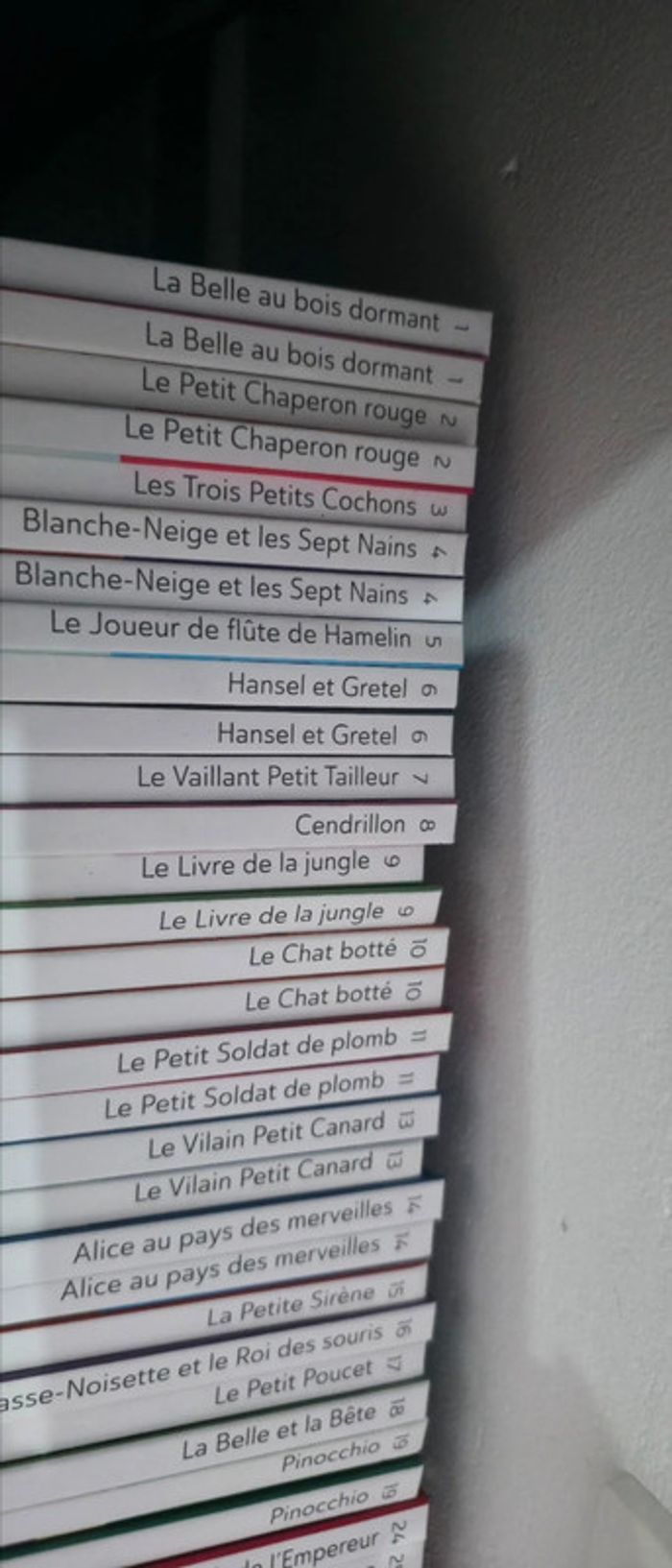 Audiocontes hachette 5€ l'unité. 15 25€ l'enceinte - photo numéro 2