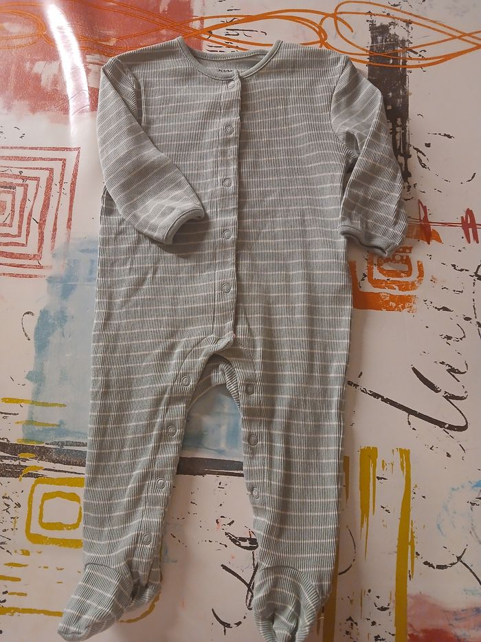Pyjama bebe - photo numéro 2