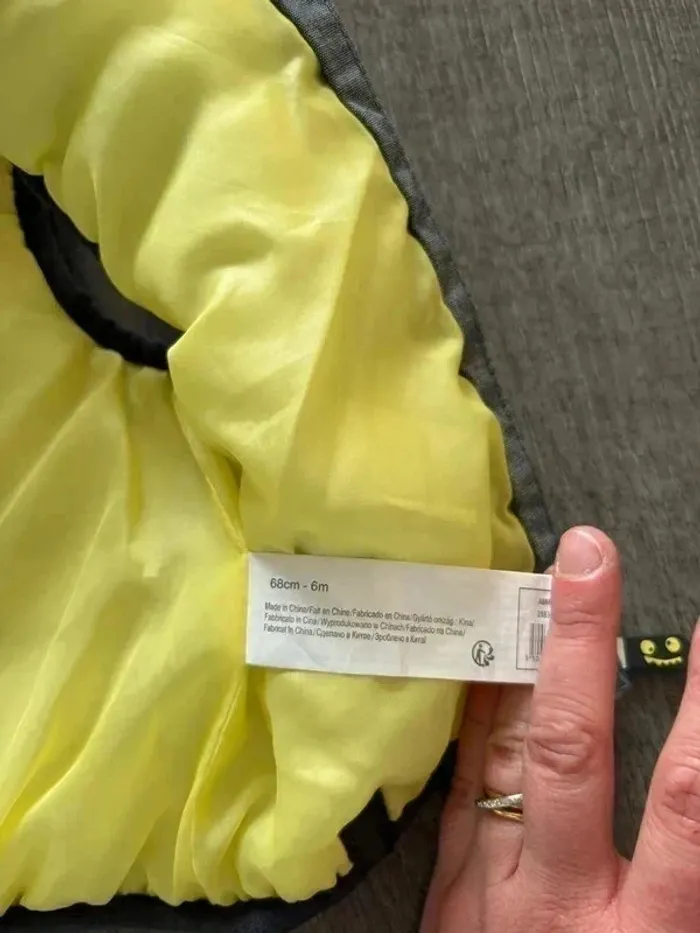 Doudoune sans manche avec capuche 6 mois - photo numéro 4