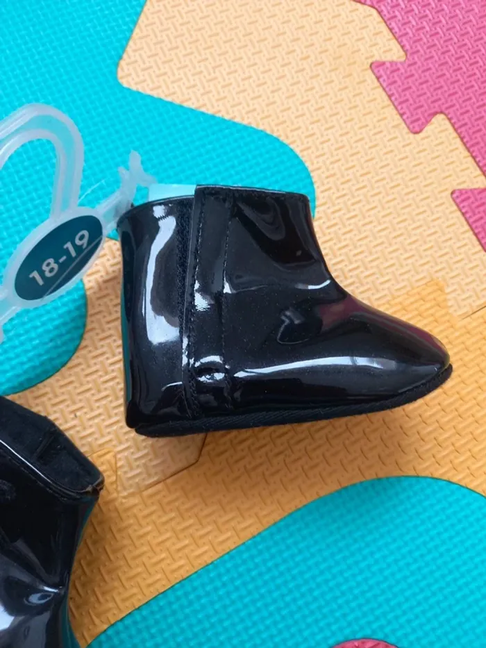 Bottines noires brillantes - photo numéro 5