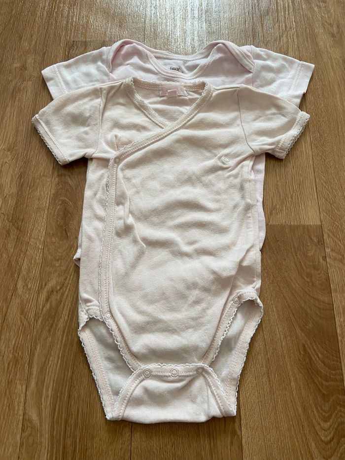 Lot de 2 bodies fille 6M