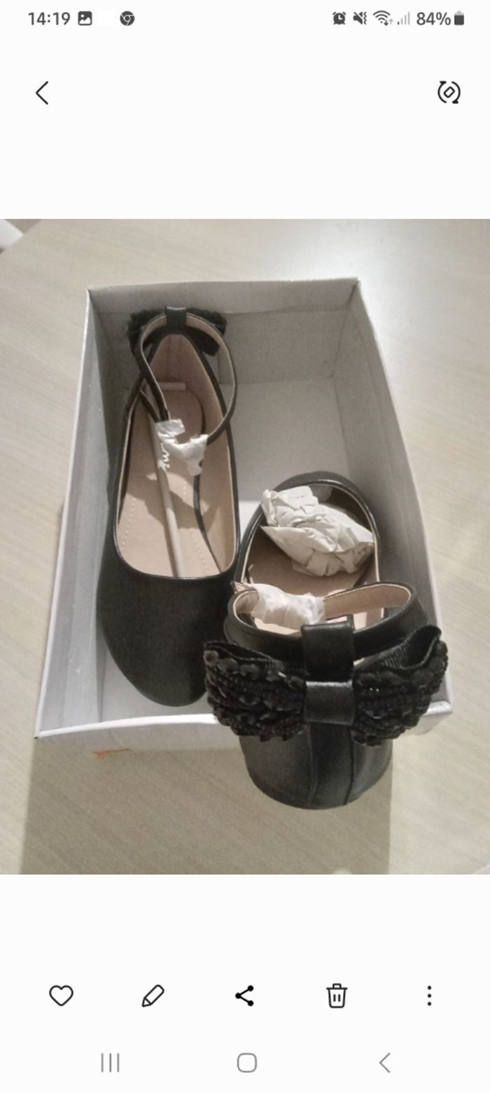 Ballerine attache cheville