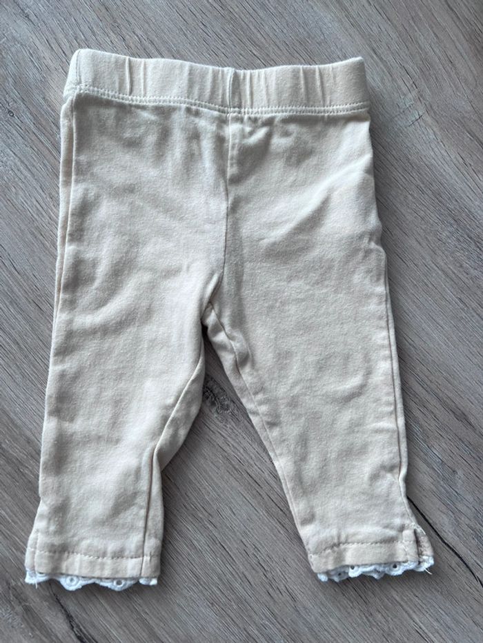 Ensemble bébé taille 3 mois pantalon beige plus bodies sans manche blanc avec bandeau assortit - photo numéro 5