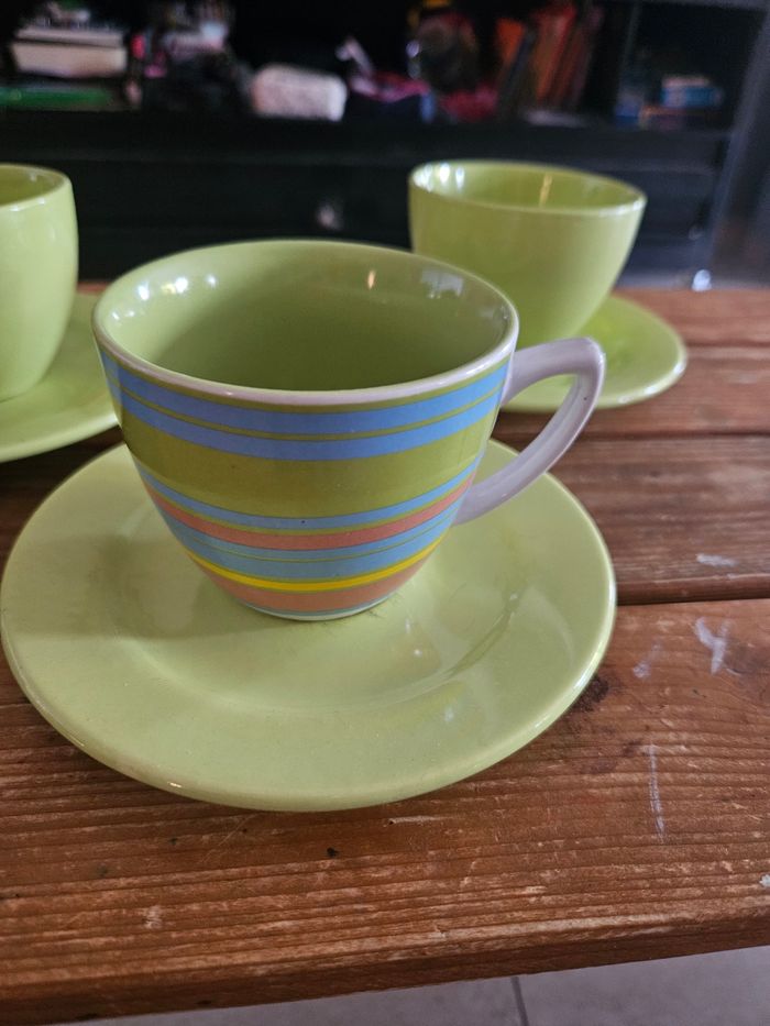 Ensemble tasses sous tasses - photo numéro 2