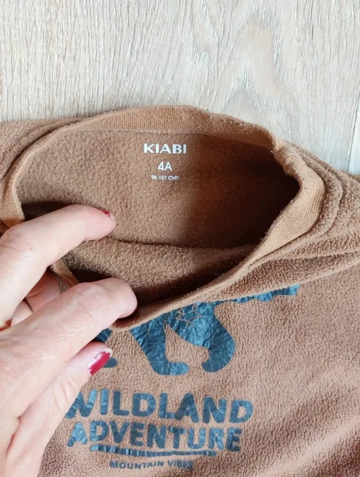 Pyjama en velours brun Kiabi 4 ans - photo numéro 3