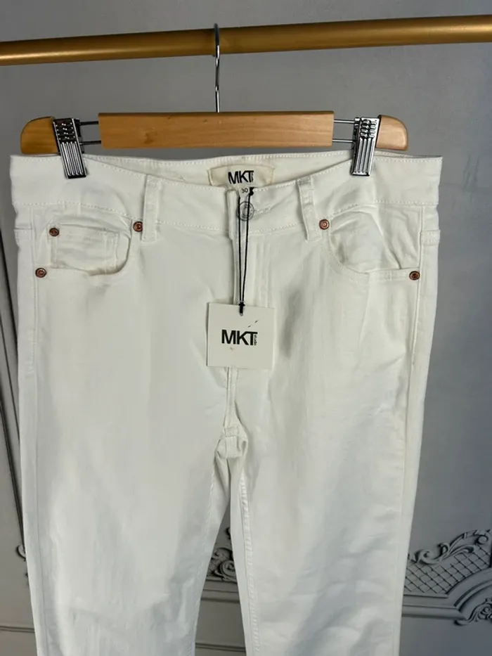 Jean blanc évasé MKT Studio W30 neuf - photo numéro 2