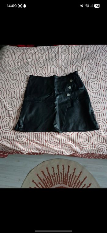 Jupe en similicuir 