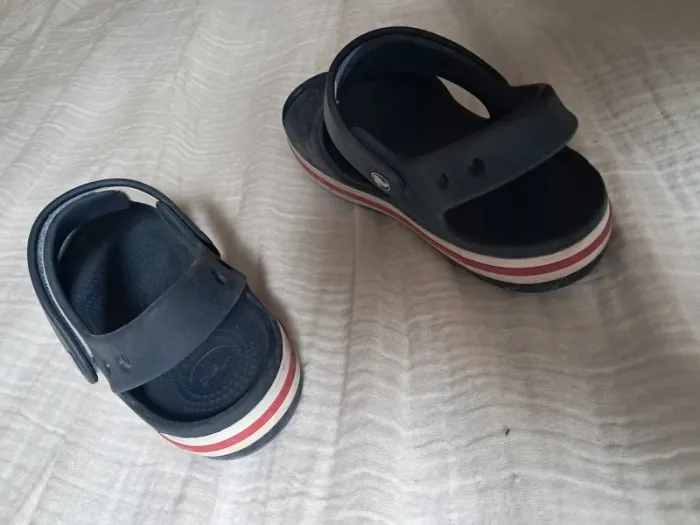 Crocs Kids’ Bayaband Sandal bleu marine 33/34 - photo numéro 4