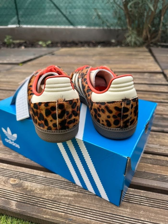 Adidas Samba OG léopard Rouge  Taille 40 - photo numéro 3