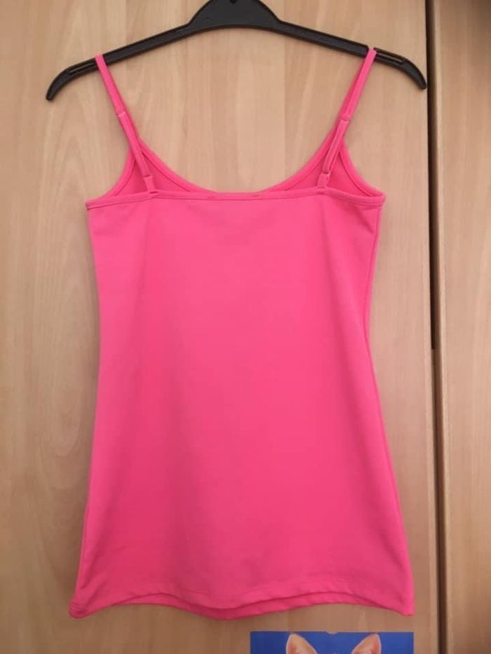 Débardeur lisse Mim Taille 34/36 (2€50) - photo numéro 3