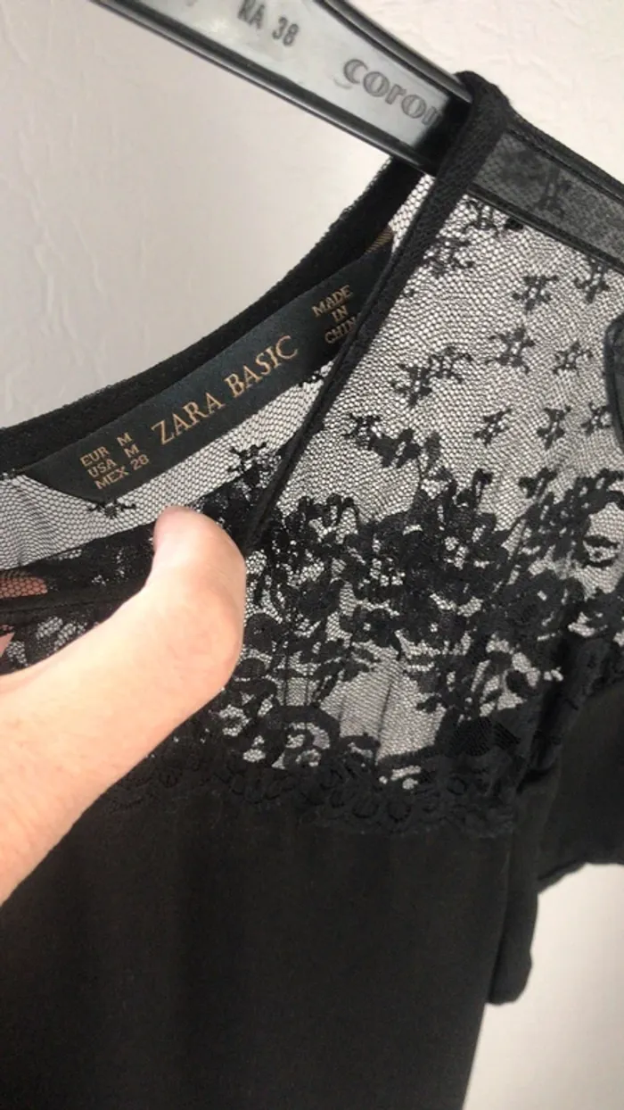 Robe Zara basics taille M - photo numéro 3