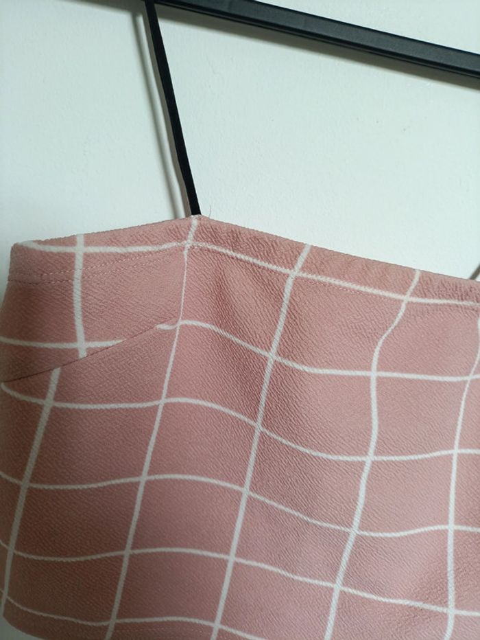 Crop top à carreaux roses à bretelles fines - photo numéro 2