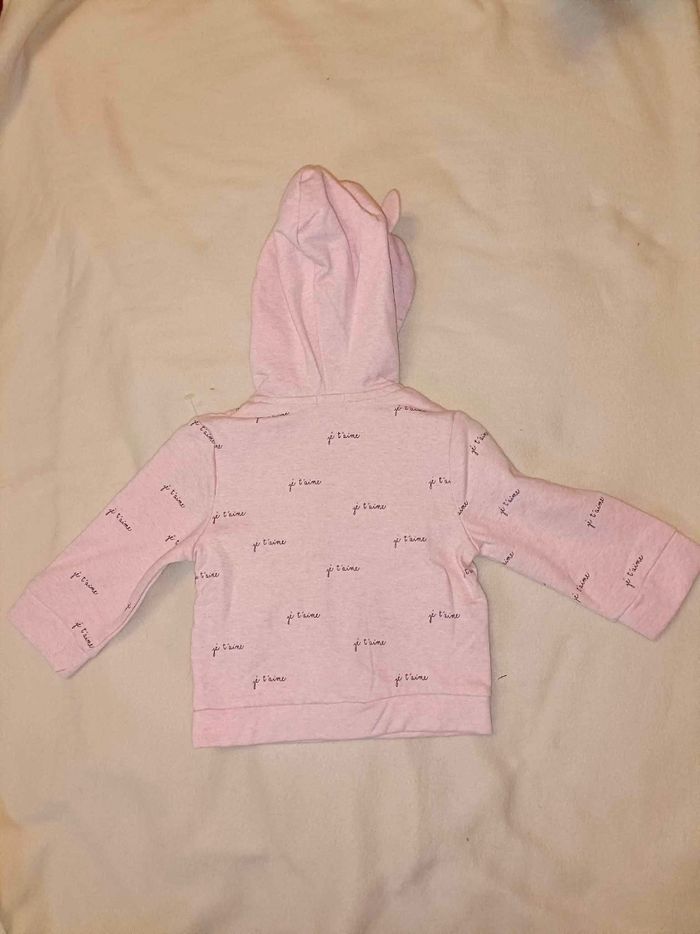 Gilet neuf 12 mois - photo numéro 3