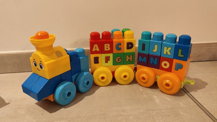 Briques Mega Bloks + Train de l'alphabet - photo numéro 4