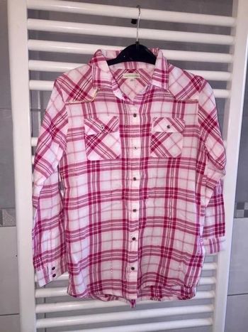 Chemise Vertbaudet 8 ans neuve à 7 euros