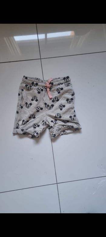 Short disney baby taille 23 mois