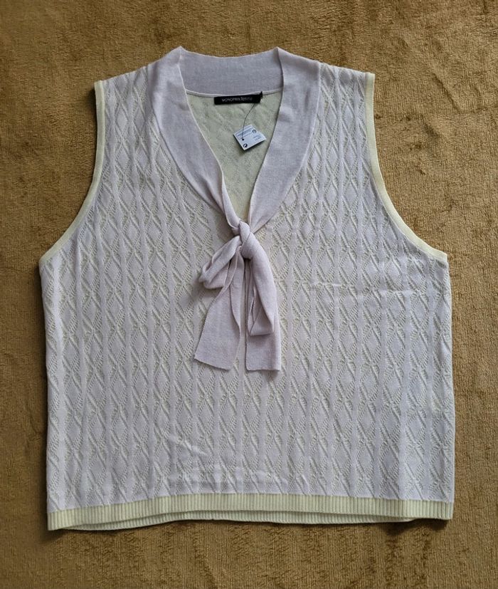 Pull femme sans manches en maille ajourée