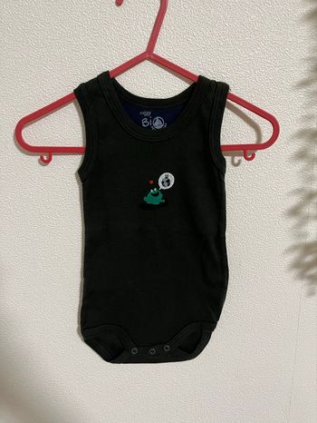 Très beau bodies sans manche 