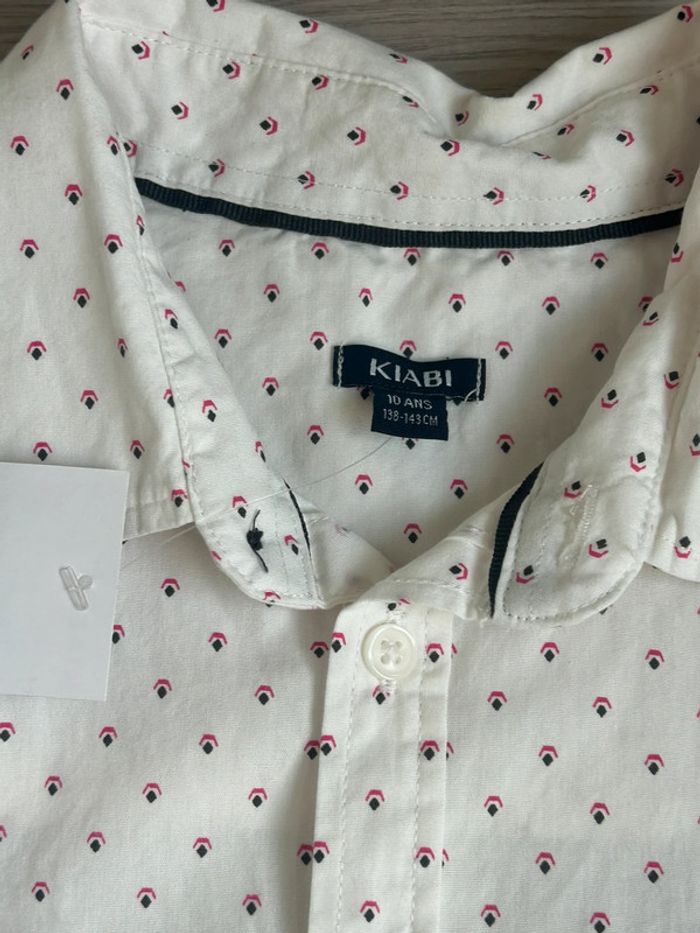 Chemise blanche à motif