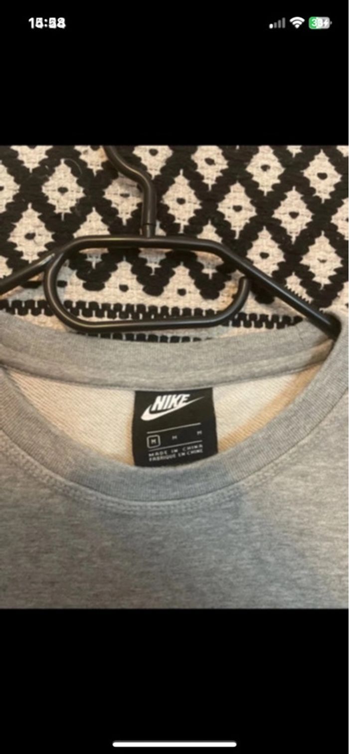 pull Nike, gris taille M - photo numéro 2