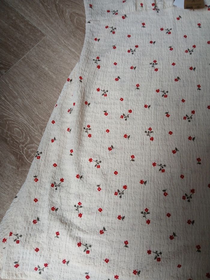 Robe légère neuve femme taille 42 - photo numéro 2