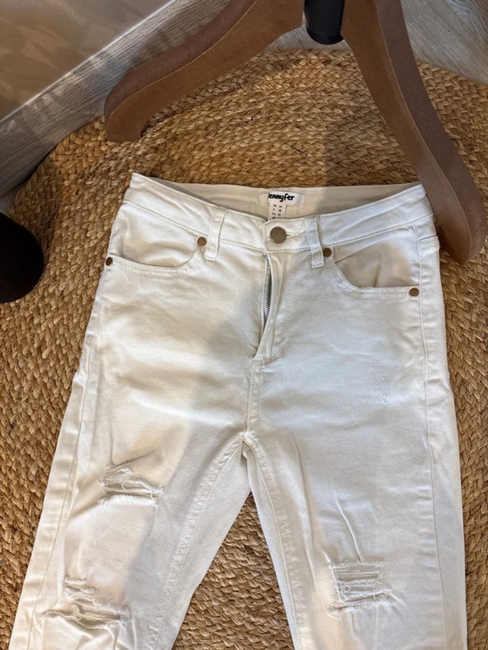 Jeans à trou Jennyfer taille 34 - photo numéro 3