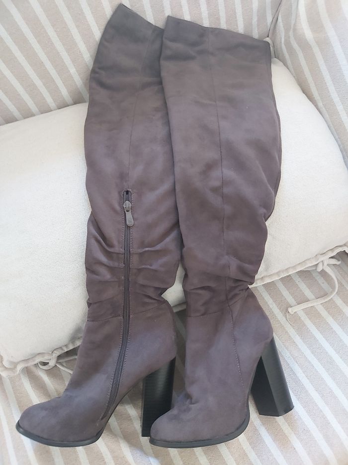 Cuissardes daim talons  & cheville  zippé