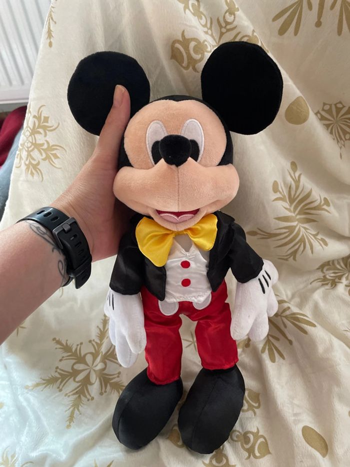 Peluche Mickey Mouse Costume Disneyland Paris Disney noir rouge smoking 34 cm - photo numéro 4